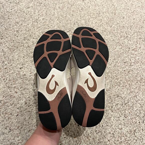 Olukai Womens Mikilua Kako'o Slip on Sneaker Shoes Sz 8.5 Bone Stretch - Picture 2 of 9